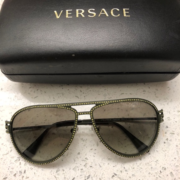 Versace sunglasses , new received as a gift. - Picture 2 of 3